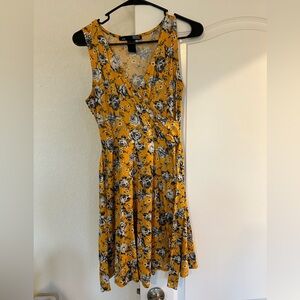 Rebel Sugar Womens Floral Wrap Sleeveless Dress